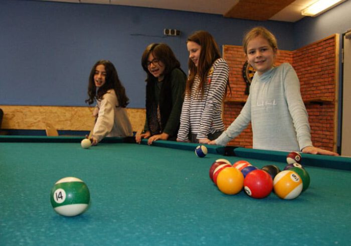 Offene Tür Billard